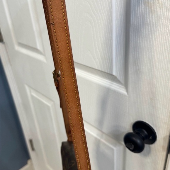 Louis Vuitton saint cloud Dark Brown Monogram Crossbody Bag - Picture 11 of 16